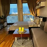 Charming Flat Next To Old Town And Harbor