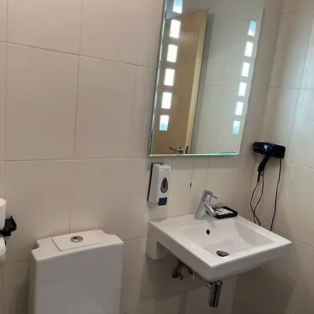 Charming Flat Next To Old Town And Harbor تالين