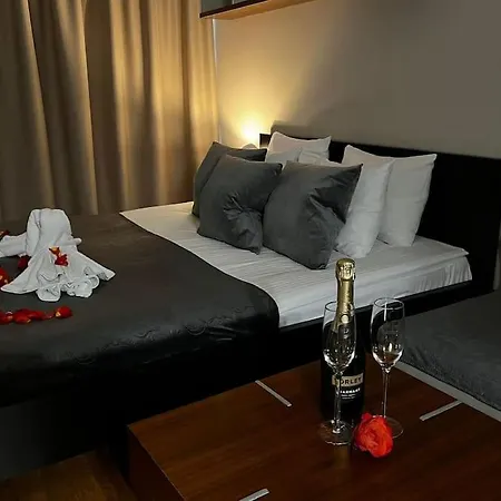 Charming Flat Next To Old Town And Harbor 公寓 塔林