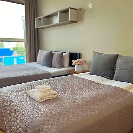 Charming Flat Next To Old Town And Harbor