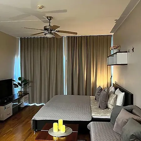 Διαμέρισμα Charming Flat Next To Old Town And Harbor