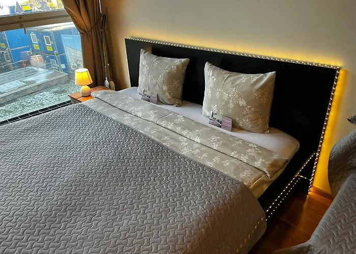 Charming Flat Next To Old Town And Harbor Lägenhet *